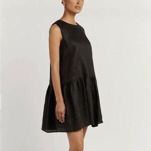 DISSH Classic Joie Babydoll Black Lenin Dress